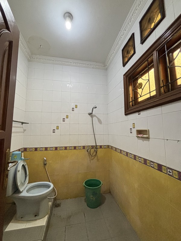 Rumah Luas 2.5  Lantai Semi Furnished di Permata Puri II Cimanggis Depok 