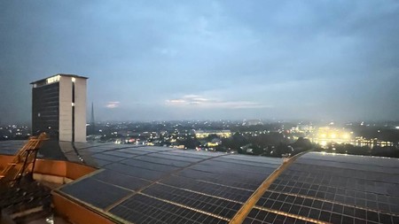 Luxury Unit di Transpark Cibubur View Danau 