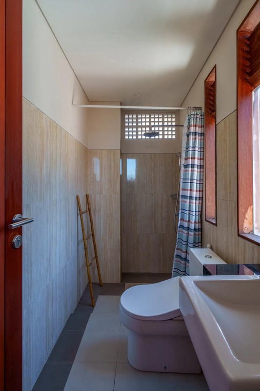 Freehold - Elegant 3-Bedroom Freehold Villa in Kerobokan, Bali