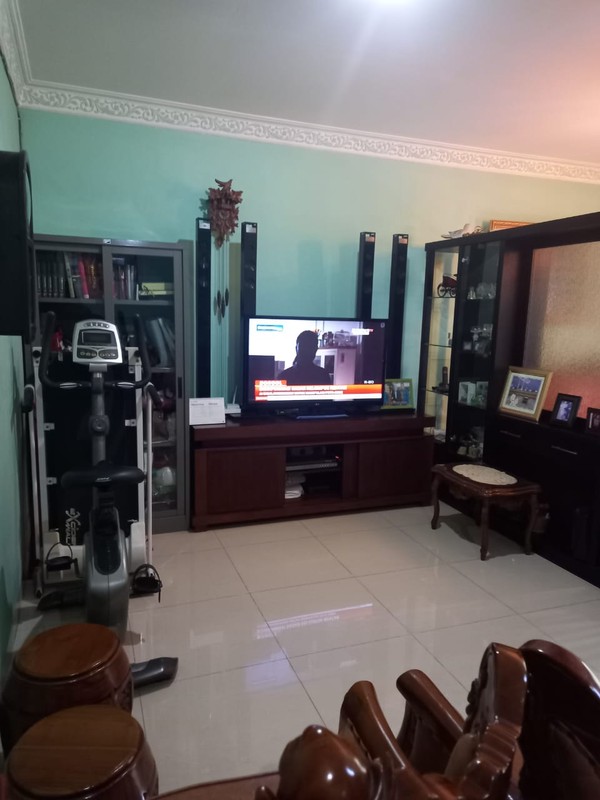 Rumah Bagus Siap Huni dengan Hunian Nyaman dan Asri @Ciledug, Tangerang