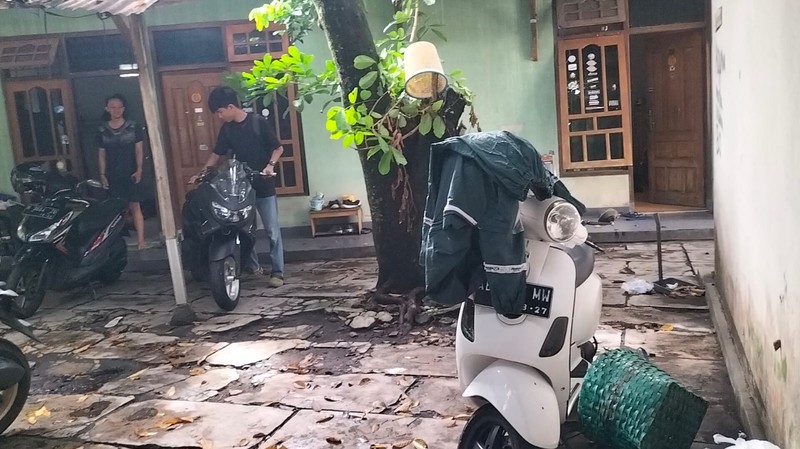 Rumah Tinggal + Kost Aktif Lokasi Strategis Dekat Kampus UII - Ngaglik Sleman 