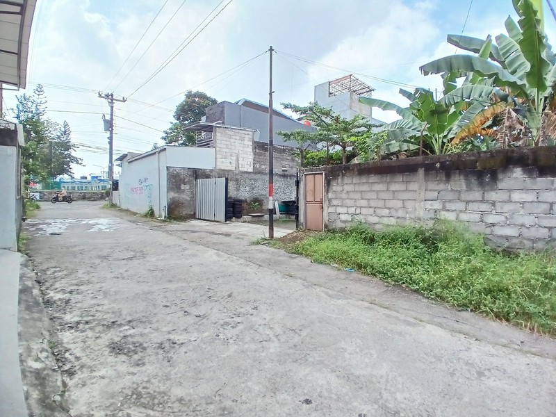 Tanah 498 Meter Persegi Lokasi Strategis Dekat Dengan SKE Kricak Tegalrejo Yogyakarta