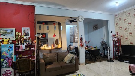 Rumah Beserta Toko 2 Pintu, Posisi Hook Di Ciputat Timur