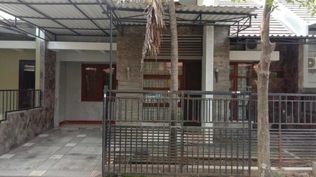 Dijual Rumah Siap Huni di Taman Puspa Raya Citraland Surabaya