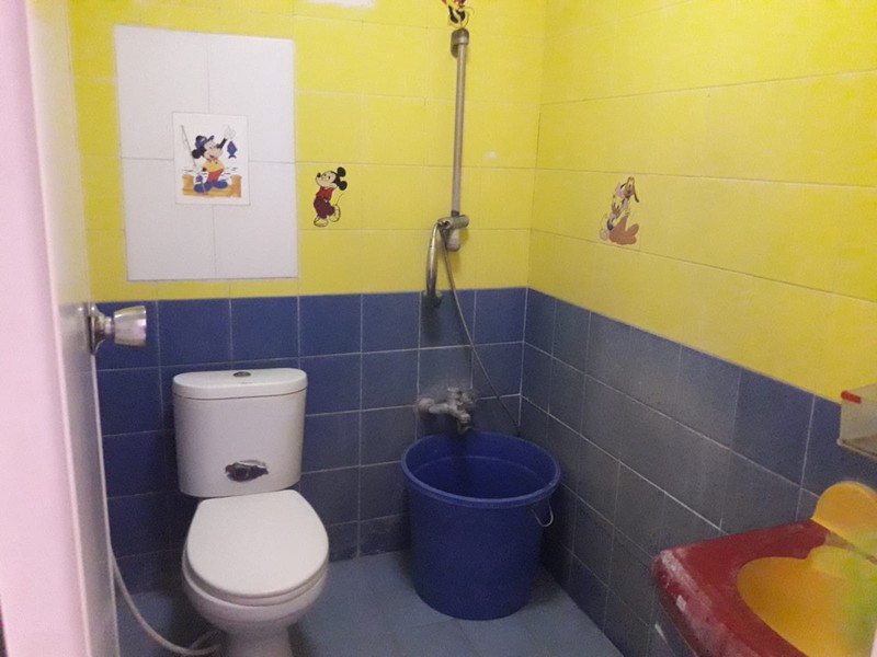 Rumah 2 Lantai, Bagus, Siap huni, lokasi strategis di Bintaro