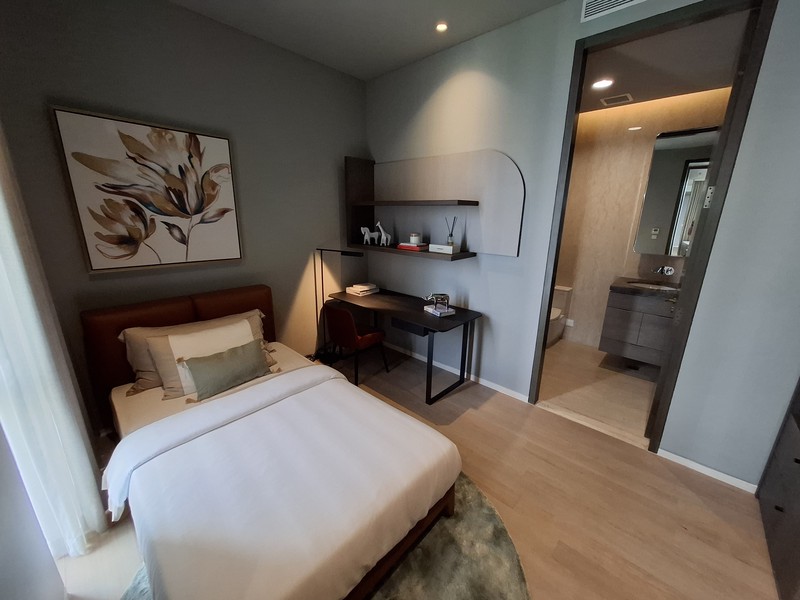 For Sale - Verde Two Apartment, Terraverde Tower 2 beds 211 sqm , Setiabudi, Kuningan, South Jakarta