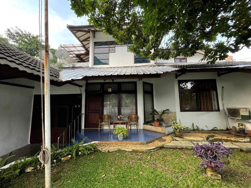 Dijual Rumah Lama Terawat Di Jl. Cibeber, Rawa Baru, Kebayoran Baru, Jakarta Selatan
