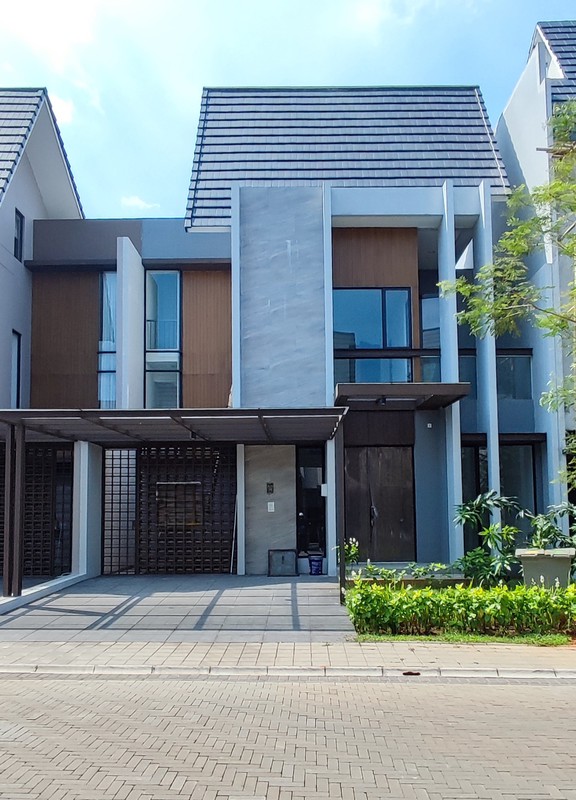 Banting harga. Rumah Mewah Baru Citra Garden Serpong Aeris, Cisauk