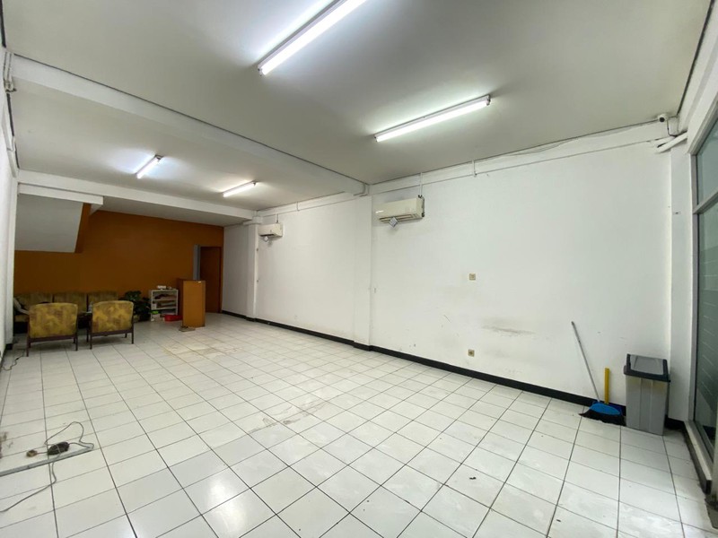 Ruko margonda raya 3lantai di area pertokoan ruko kantor dekat Dmall