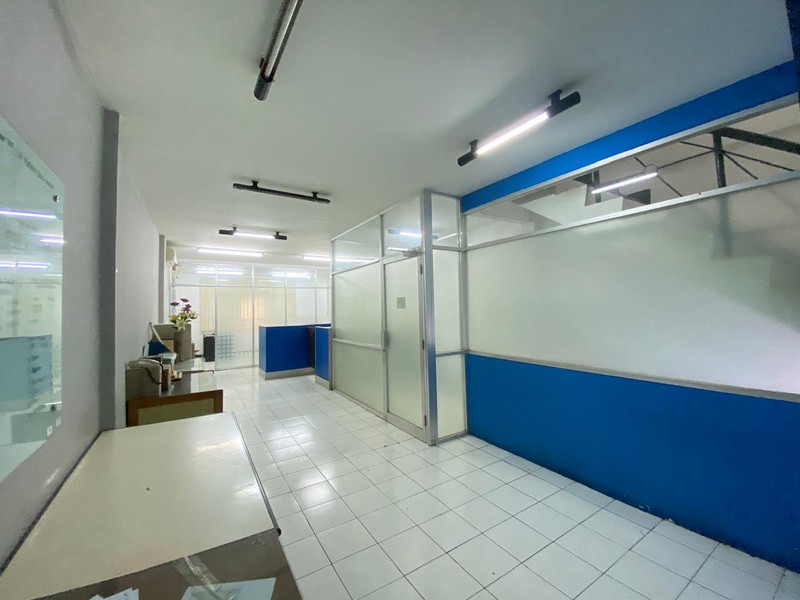 Ruko margonda raya 3lantai di area pertokoan ruko kantor dekat Dmall