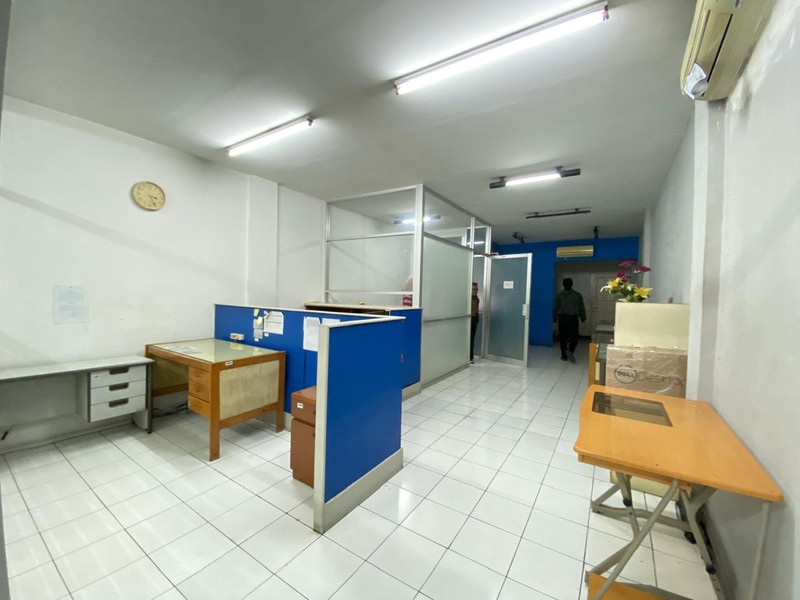 Ruko margonda raya 3lantai di area pertokoan ruko kantor dekat Dmall