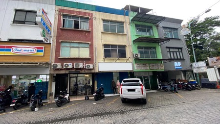 Ruko margonda raya 3lantai di area pertokoan ruko kantor dekat Dmall