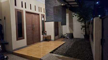 Dijual Rumah Lawa Terawat Lokasi Di Jl. Sejahtera, Ciledug