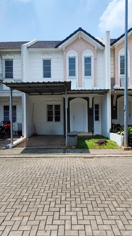 Hot Rent. Rumah cantik Vanya Park Azura, BSD