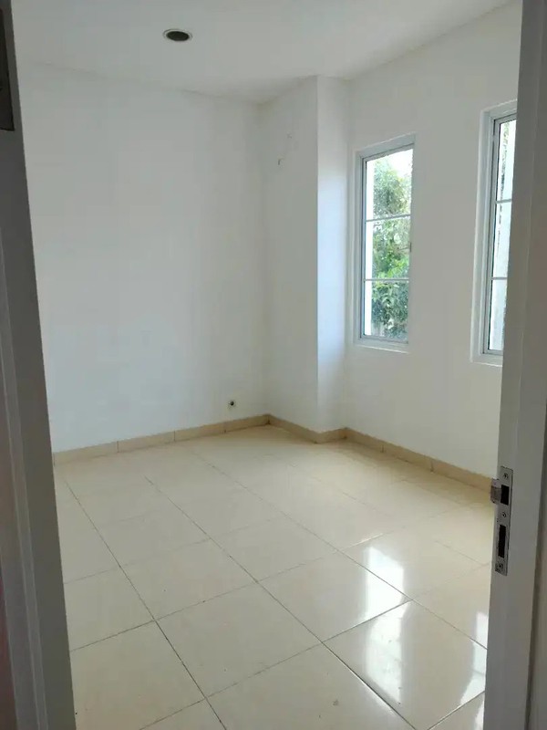 Hot Rent. Rumah cantik Vanya Park Azura, BSD