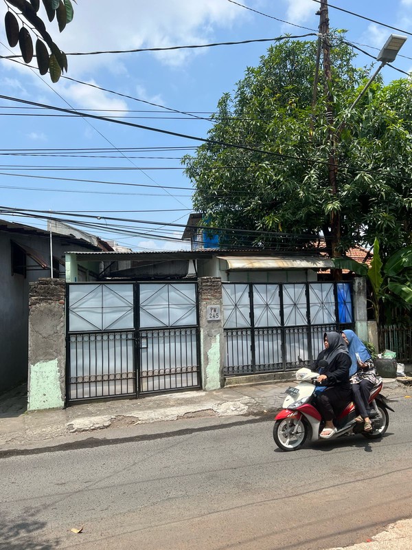 Dijual Rumah NOL Jalan RAYA di Jalan Pulo Wonokromo - Surabaya Timur dekat Royal Plaza , Raya A Yani