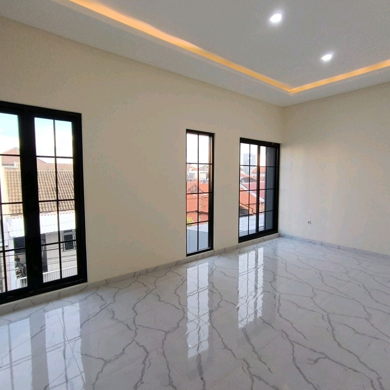 Dijual Rumah Baru di Mulyosari Surabaya