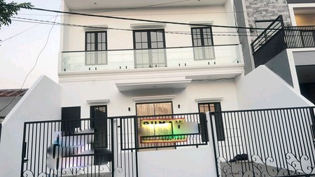 Dijual Rumah Baru 2 lantai di Surabaya Timur