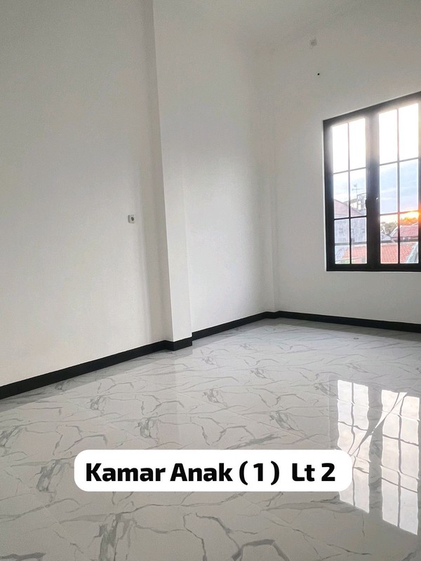 Dijual Rumah Baru 2 lantai di Surabaya Timur