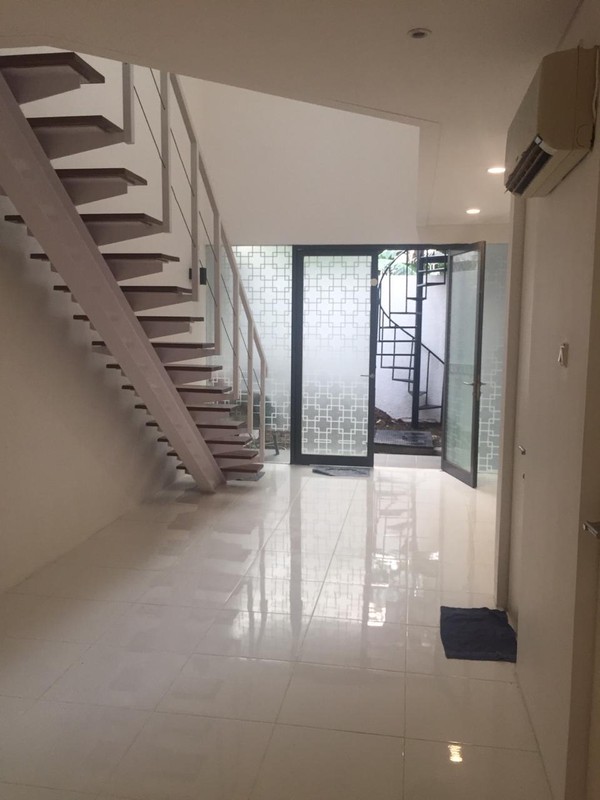 DiJual Rumah 2 Lantai Nyaman dan Asri di Pesanggrahan, Jakarta Selatan