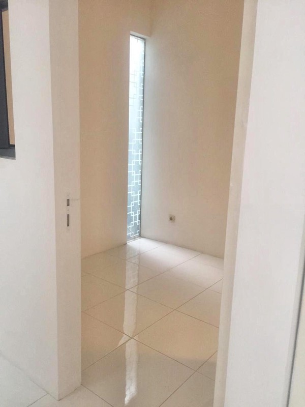 DiJual Rumah 2 Lantai Nyaman dan Asri di Pesanggrahan, Jakarta Selatan