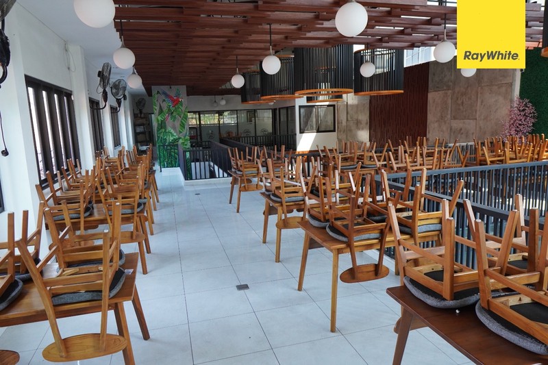 Rumah Ex Resto Disewakan Dijalan Pacar Surabaya