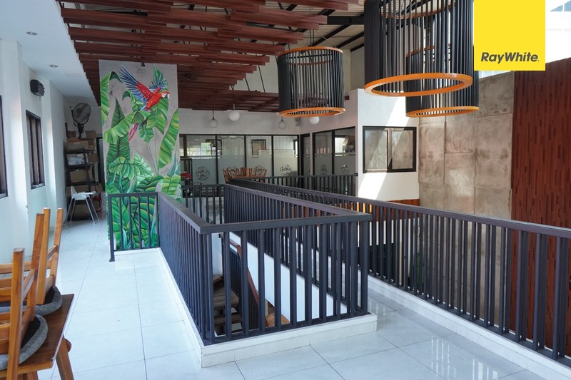 Rumah Ex Resto Disewakan Dijalan Pacar Surabaya