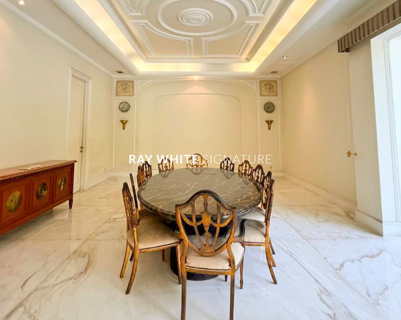 Dijual Rumah Mewah Lokasi Elite Mega Kuningan