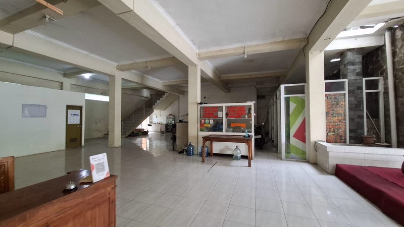 Disewakan Ruang Usaha Strategis di Jalan Laksda Adisucipto, Sleman