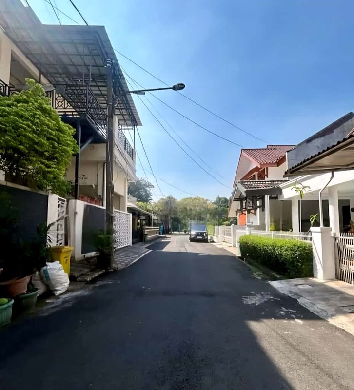 FOR SALE! RUMAH LAMA di RANCHO INDAH, TANJUNG BARAT