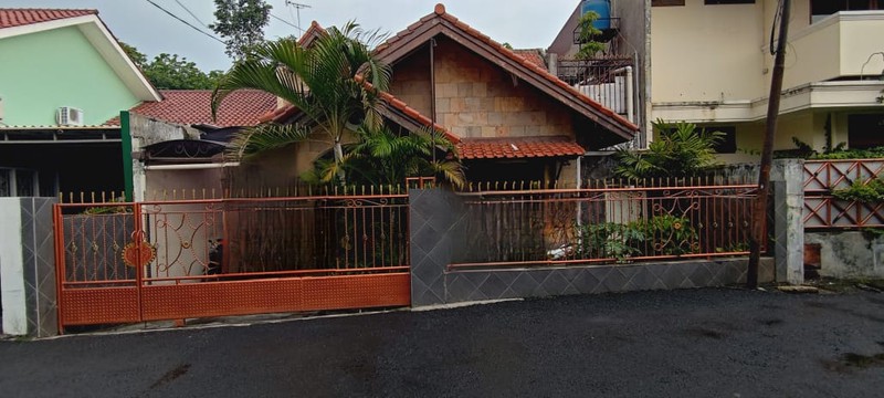 Rumah 2 Lantai Nyaman Daerah Tebet Timur Jakarta Selatan