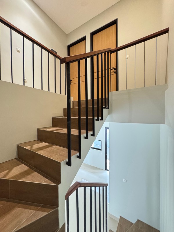 BrandNew 2 Lantai Modern Minimalis di Beji