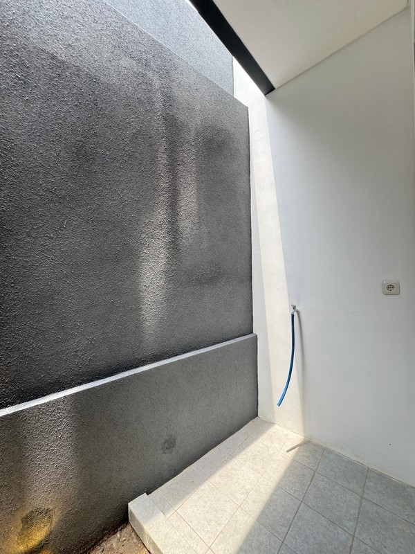 BrandNew 2 Lantai Modern Minimalis di Beji