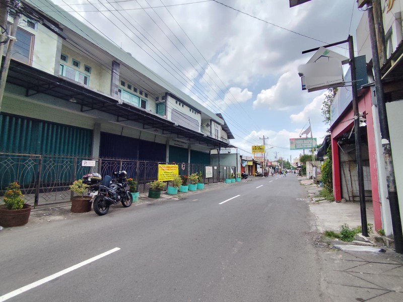 Disewakan Cepat Ruko Strategis 3 Lantai Di Jalan Bakpia Pathuk - Cuma Selangkah Dari Malioboro