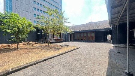 JUAL CEPAT dan MURAH Kantor Ex. Showroom Jl. Raya Diponegoro Surabaya Pusat