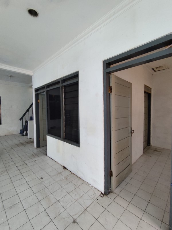 Dijual Ruko Premium, Fasad 10 Meter Di Jalan Gajahmada (Kota Yogya) - Selangkah Dari Malioboro