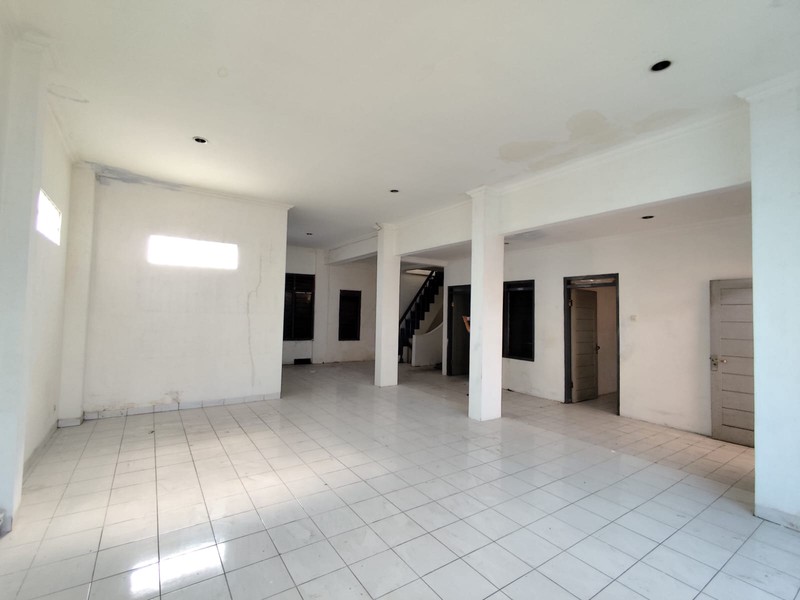 Dijual Ruko Premium, Fasad 10 Meter Di Jalan Gajahmada (Kota Yogya) - Selangkah Dari Malioboro