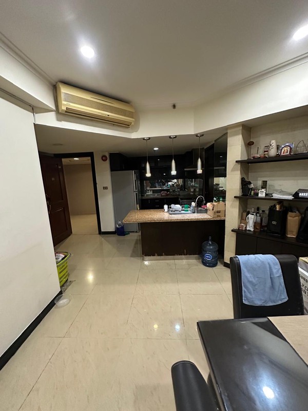 Dijual cepat Apartemen Taman Anggrek 2BR kondisi bagus dan terawat