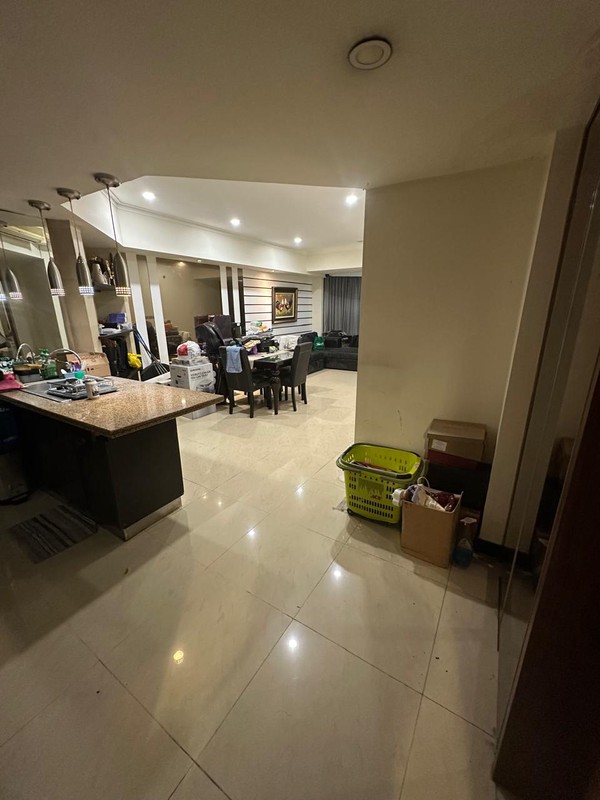 Dijual cepat Apartemen Taman Anggrek 2BR kondisi bagus dan terawat