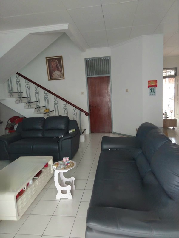 Rumah desain orisinil Summarecon di Janur Elok, Kelapa Gading. Rapih. Siap huni. 11x20m2