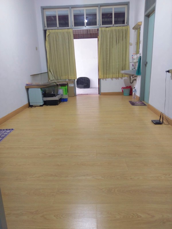 Rumah desain orisinil Summarecon di Janur Elok, Kelapa Gading. Rapih. Siap huni. 11x20m2