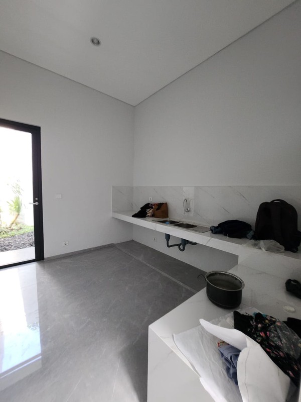 Dijual Rumah Baru Citraland Bukit Golf Mediterania - Somerset Dekat Uc, Pakuwon Indah, Graha Family, Pakuwon Mall