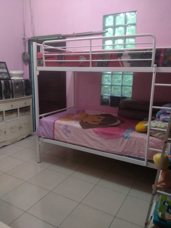 Rumah 1 M an Bebas Banjir 2 Lantai di Jalan AMD, Sawah Lama, Ciputat Dekat Stasiun KRL Pondok Ranji dan Jurangmangu