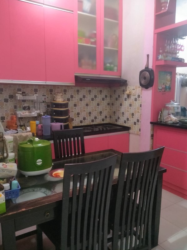 Rumah 1 M an Bebas Banjir 2 Lantai di Jalan AMD, Sawah Lama, Ciputat Dekat Stasiun KRL Pondok Ranji dan Jurangmangu