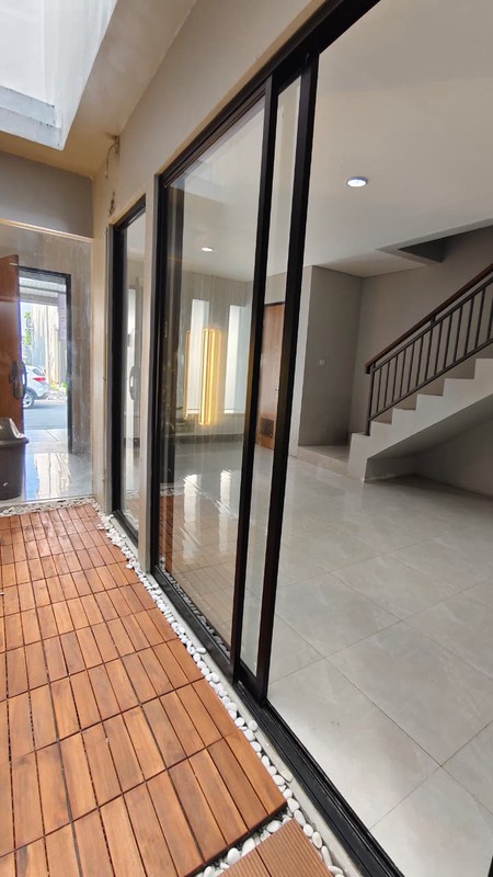  Rumah 2 Lantai Siap Huni di Grand Misata, Cluster Premium