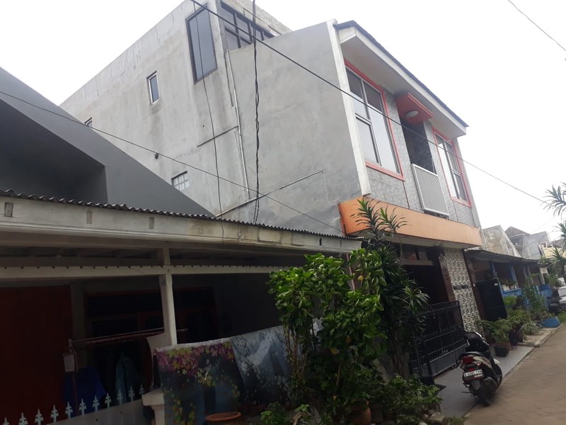 Rumah Kos Kosan Nyaman 12 Pintu di Karawaci, Tangerang