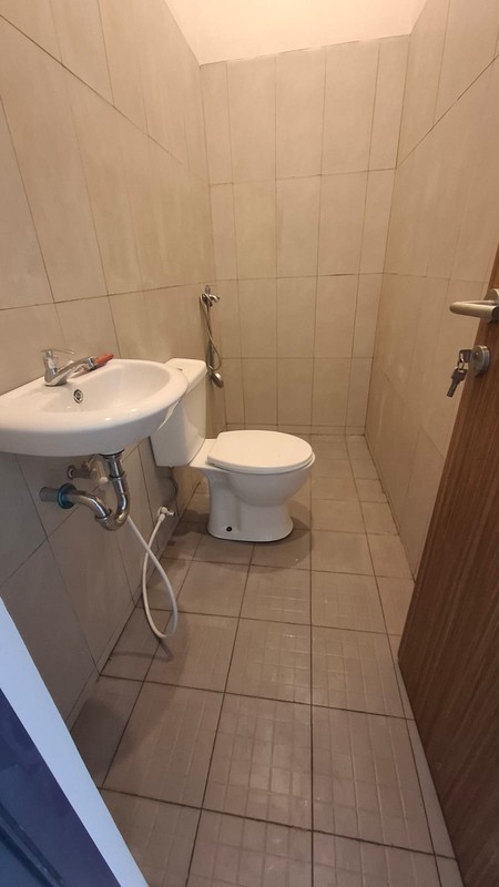 Rumah Baru 2 lantai , Murah