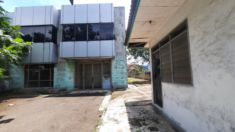 PABRIK DI LOKASI STRATEGIS DALAM KAWASAN INDUSTRI JABABEKA TAHAP 1 DEKAT PINTU TOL