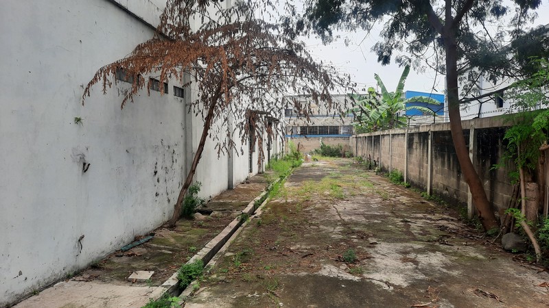 PABRIK DI LOKASI STRATEGIS DALAM KAWASAN INDUSTRI JABABEKA TAHAP 1 DEKAT PINTU TOL