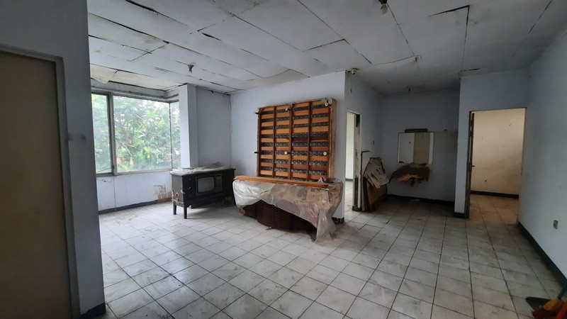 PABRIK DI LOKASI STRATEGIS DALAM KAWASAN INDUSTRI JABABEKA TAHAP 1 DEKAT PINTU TOL